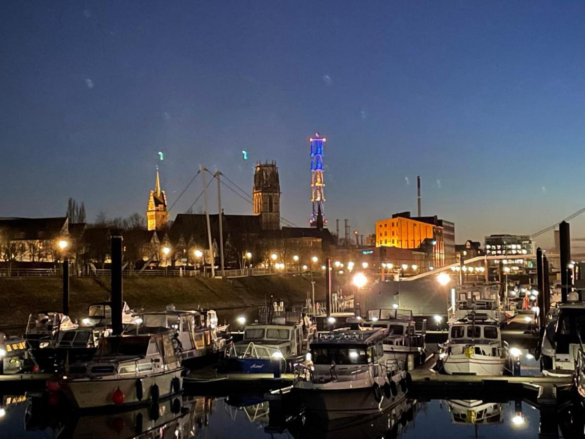 Hausboot Lore Botel *
